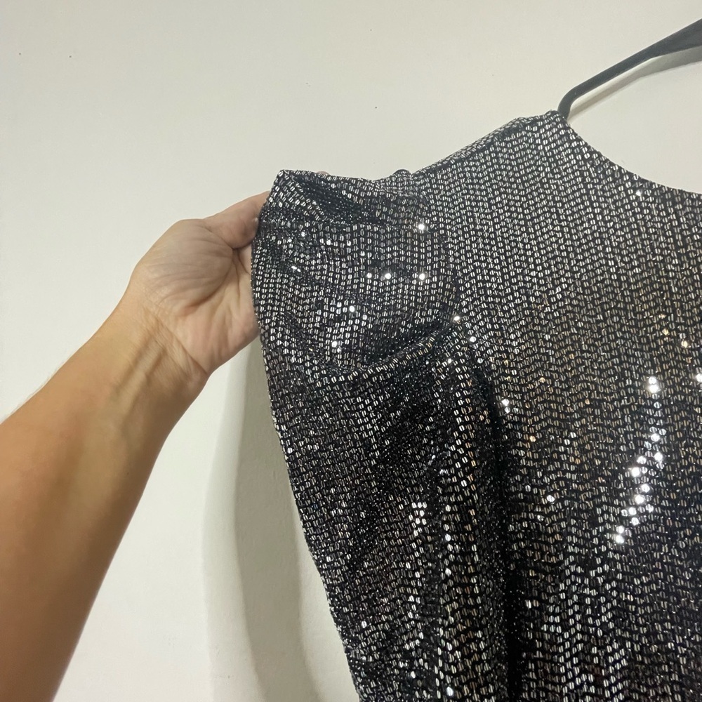 Forever 21 Shimmering Silver Sequin Dress - Picture 3 of 6